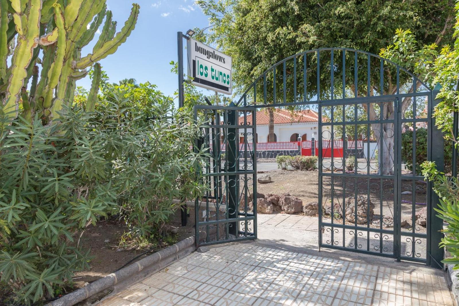 Lightbooking Tunos 73 Maspalomas Gran Jardin Y Barbacoa Exterior photo